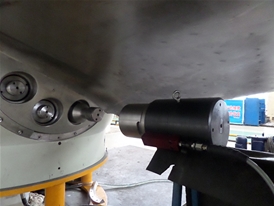 拉伸器應(yīng)用在水電水輪機(jī)葉片螺栓預(yù)緊